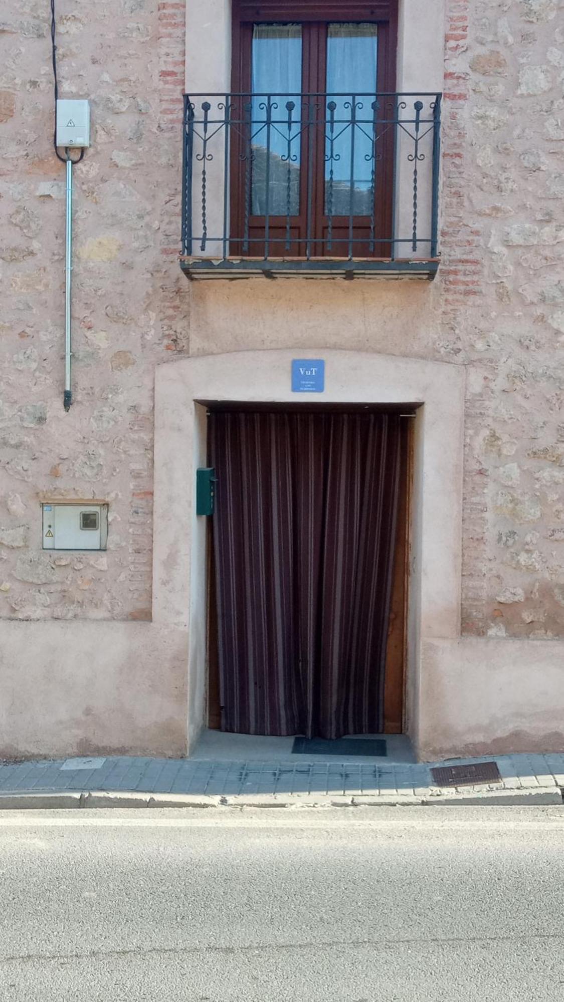 Alojamiento Turistico Los Laureles Segovia Exterior photo